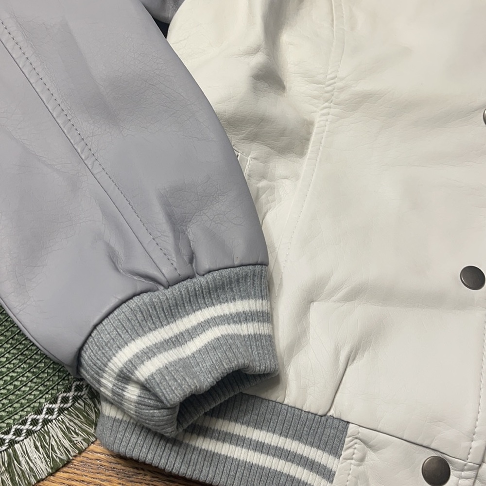 Jacket - Picture 3 of 5